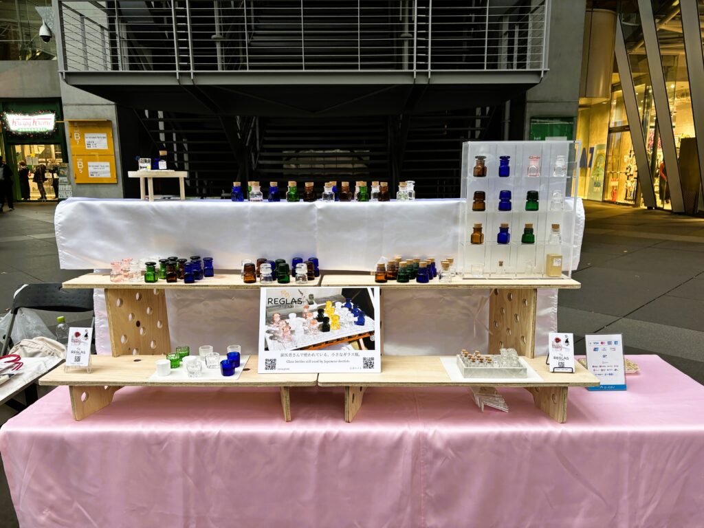 グラッドマルシェ設営直後のブース