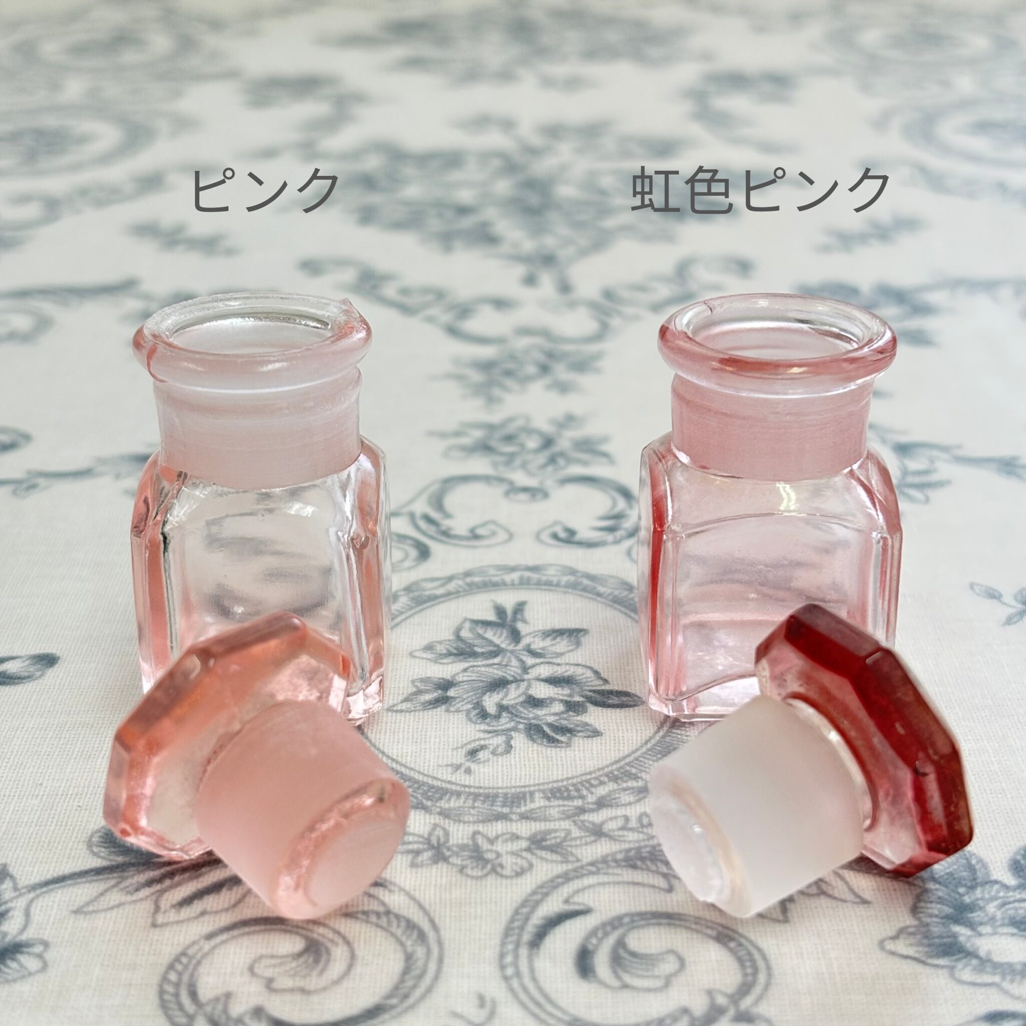 レトロ薬瓶（全9色）｜インク・アロマ・小物入れに使える、フタ付きの小さなガラス瓶 - 画像 (9)